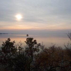 Jezioro Śniardwy pole campingowe spokojna okolica