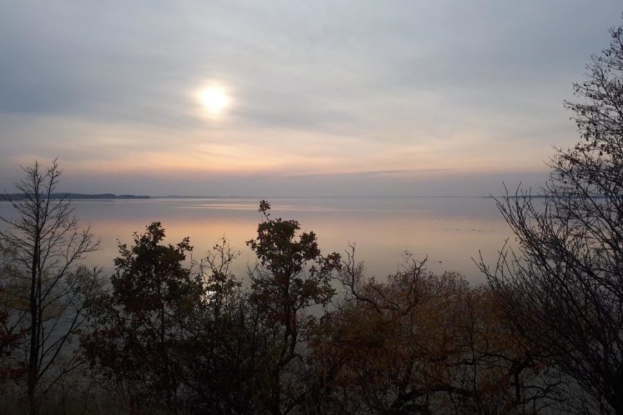 Jezioro Śniardwy pole campingowe spokojna okolica