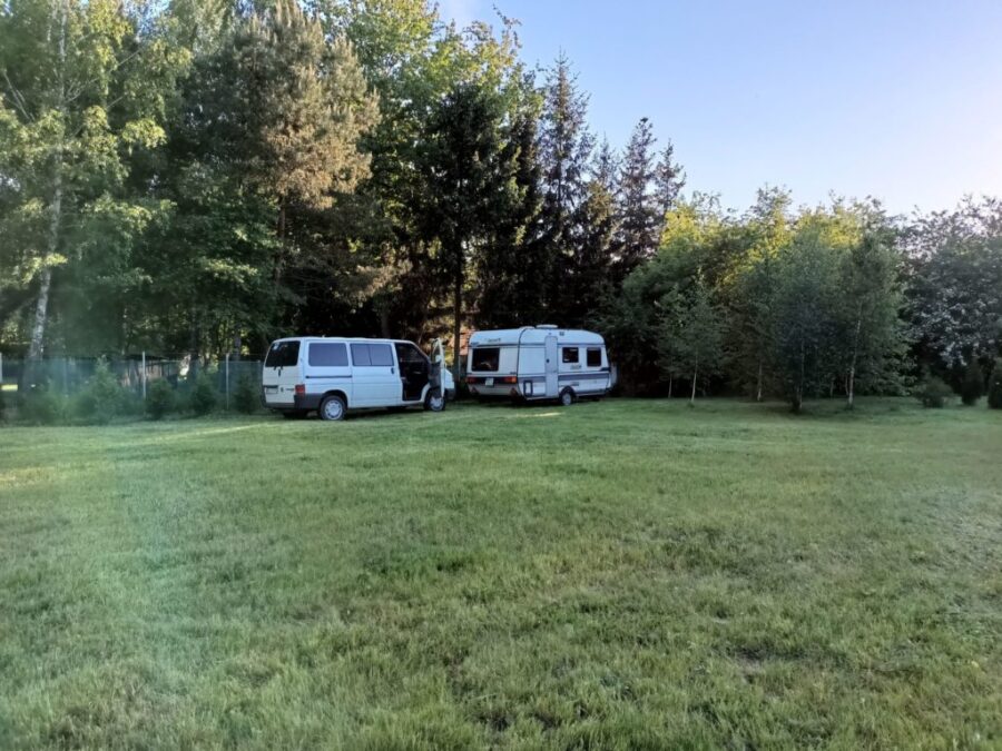 Osada pod Brzozą, camping nad jeziorem Śniardwy, campery
